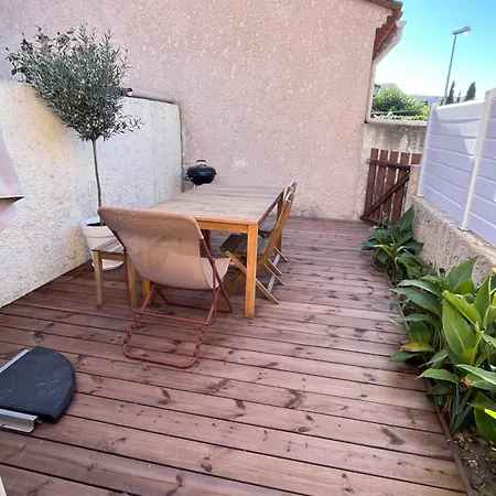 Maison 2 chambres avec parking 20 min marché de noël du Barcares