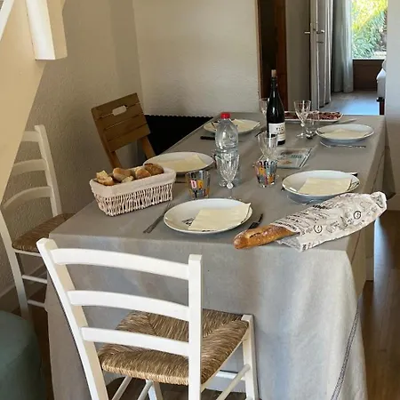 Maison Climatisee, Deux Chambres Avec Exterieur Et Parking Gratuit Prázdninový dům *