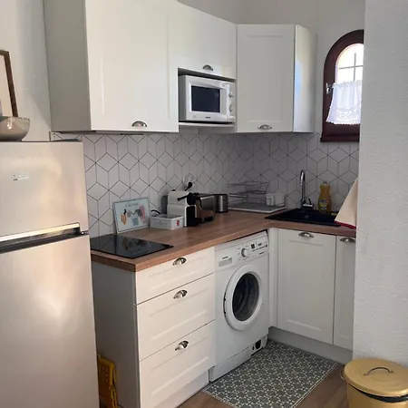 Maison Climatisee, Deux Chambres Avec Exterieur Et Parking Gratuit * Saint-Cyprien (Pyrenees-Orientales)