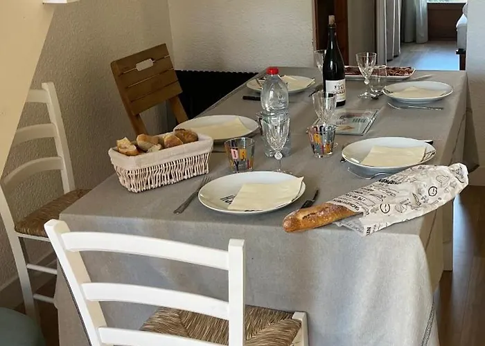 Maison 2 Chambres, Clim, Exterieur Barbecue Parking Gratuit Casa de Férias *